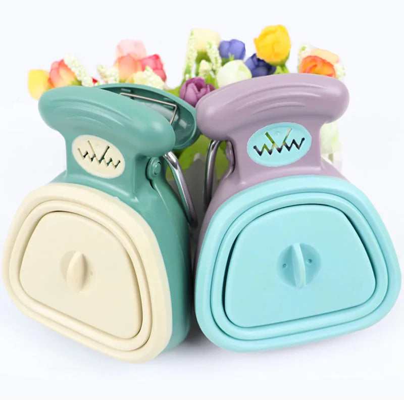 Ultimate Dog Pet Travel Pooper Scooper with Eco-Friendly Bags - Convenient, Foldable Waste Cleaner for Easy Cleanup